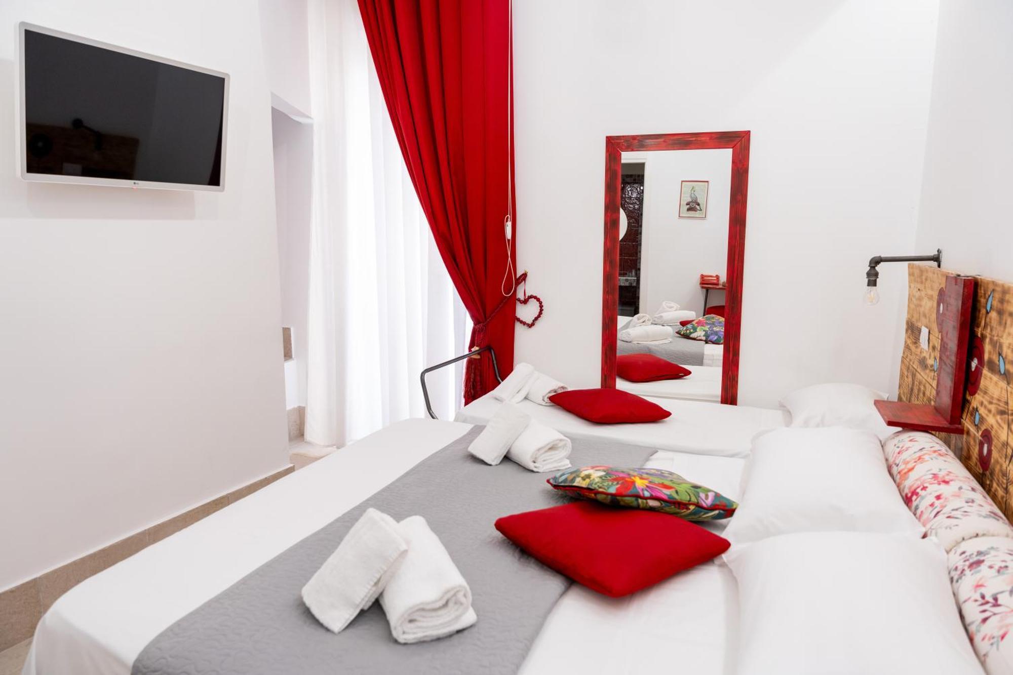 Triple Room Private Bathroom