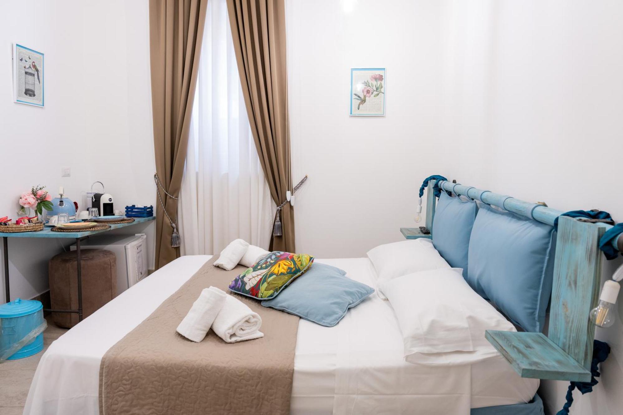 Double Room Private Bathroom