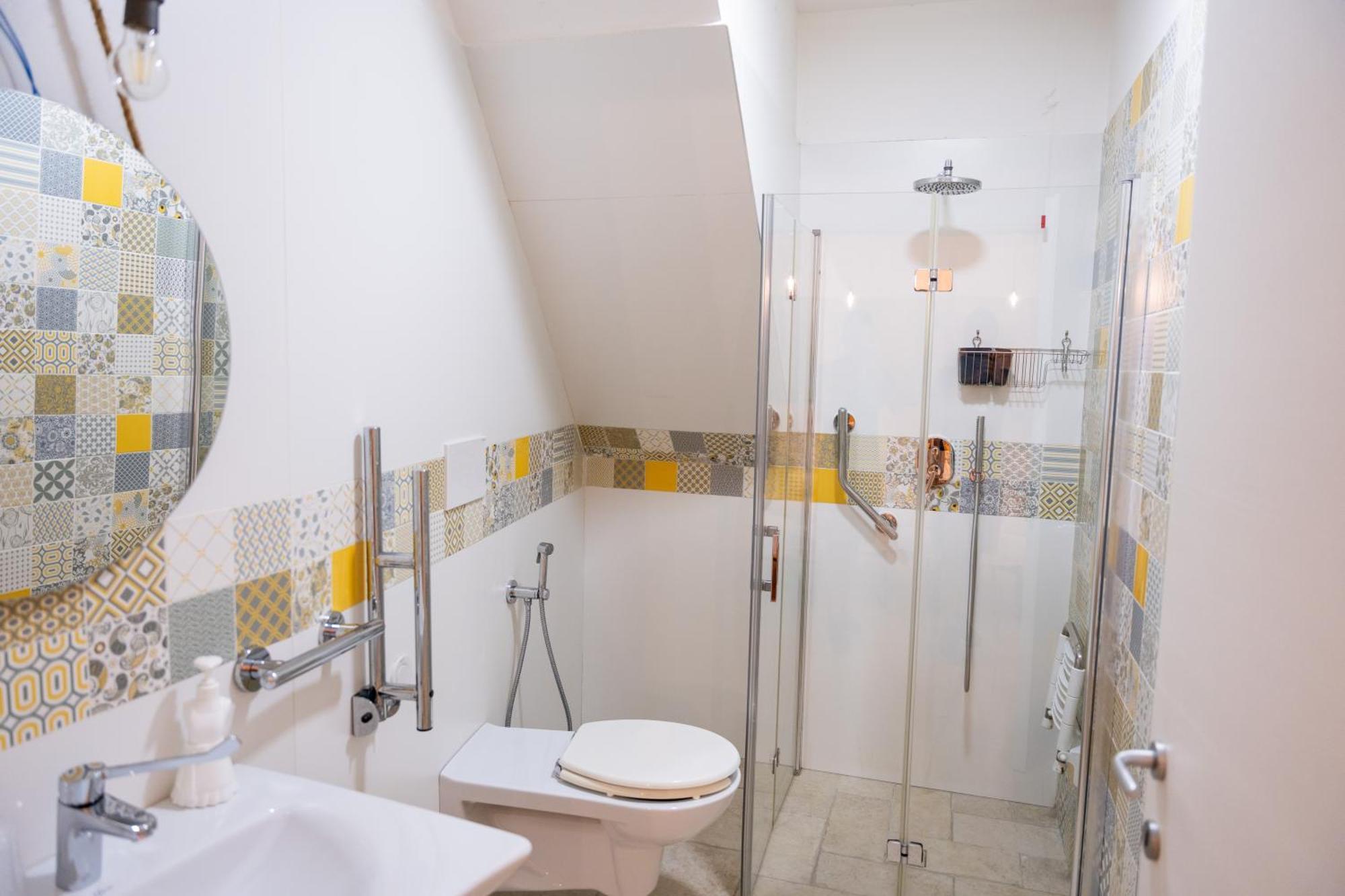Quadruple Room Private Bathroom