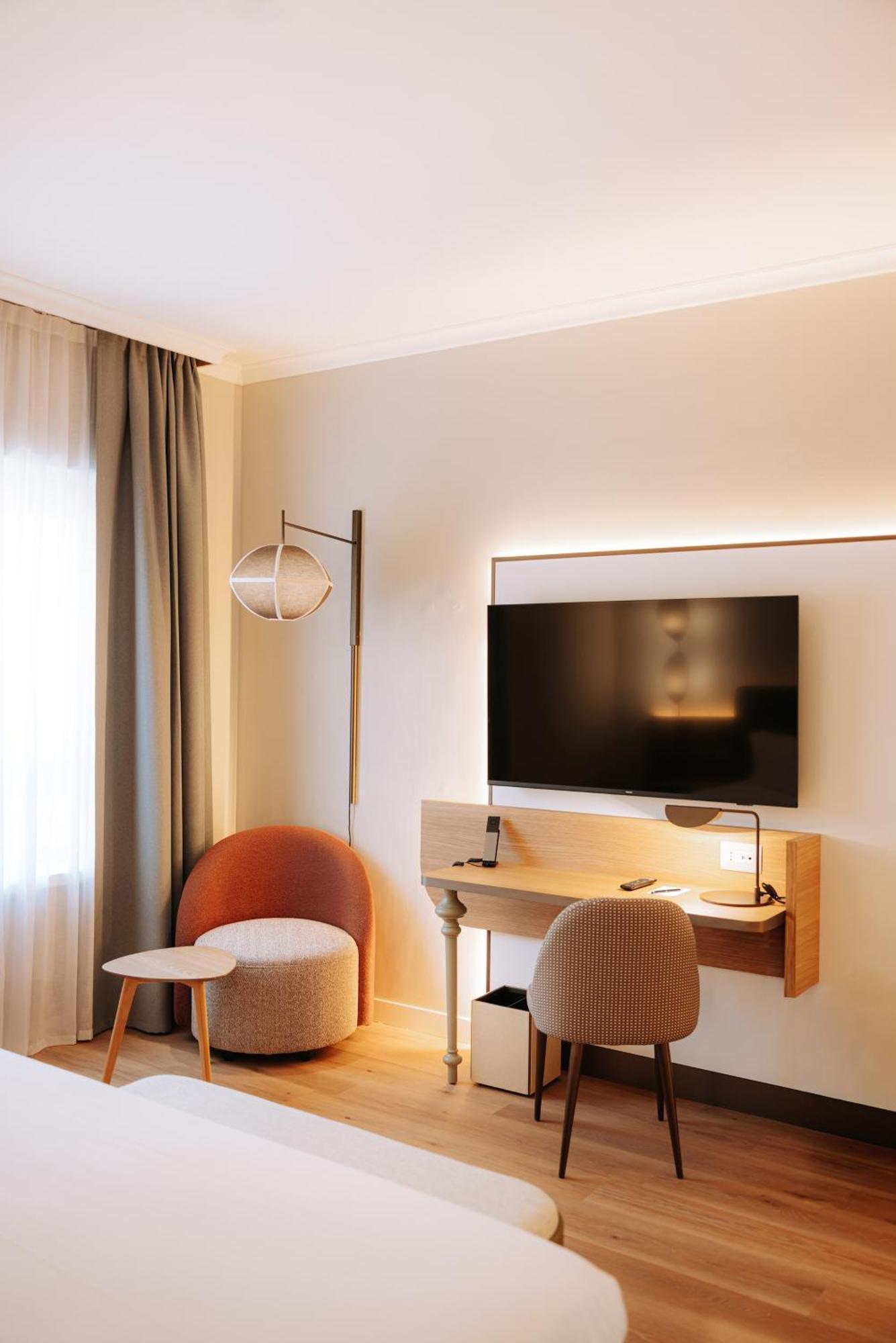 Privilege Room